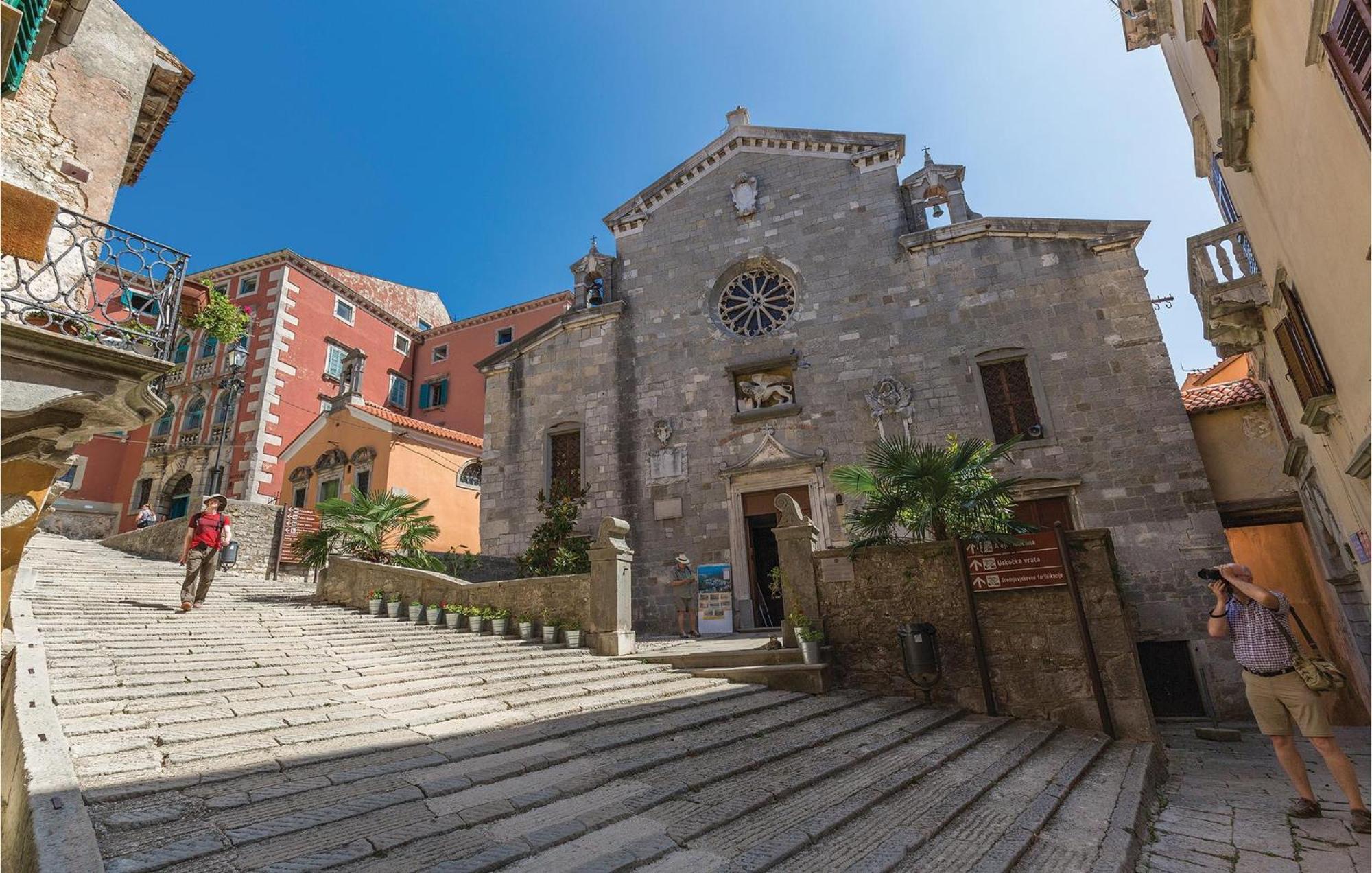 Gorgeous Home In Labin With Outdoor Swimming Pool Eksteriør billede