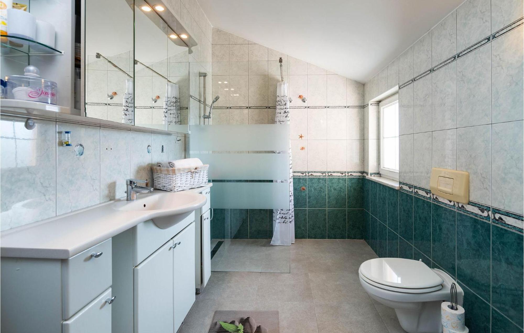 Gorgeous Home In Labin With Outdoor Swimming Pool Eksteriør billede