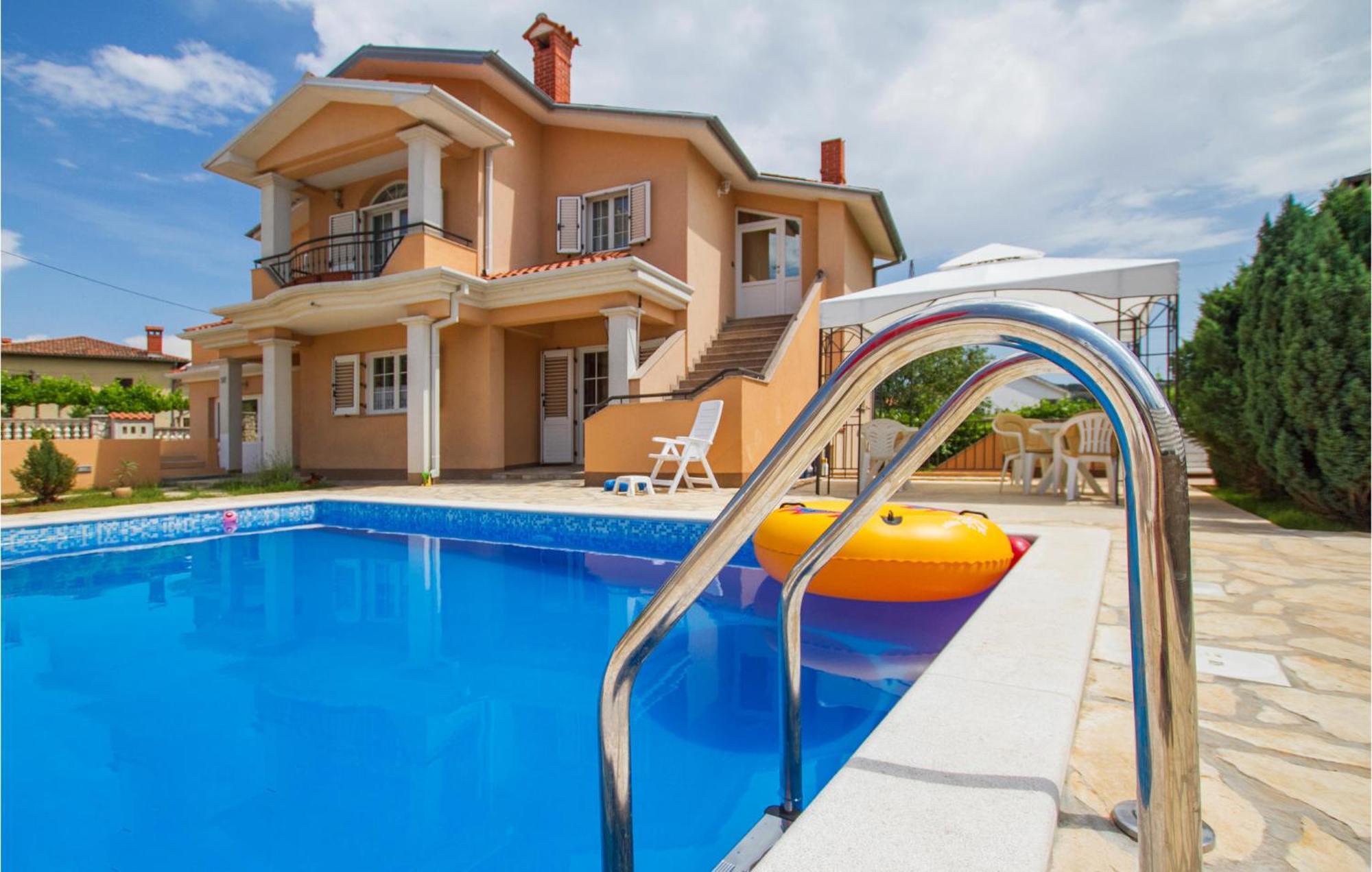 Gorgeous Home In Labin With Outdoor Swimming Pool Eksteriør billede